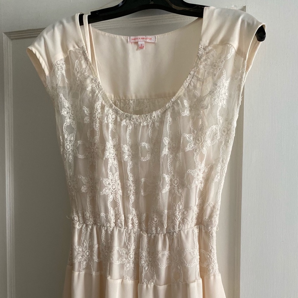 Lace dress
